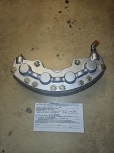 Cessna 402 / 414 / 421 Cleveland Brake Caliper P/N 30-100 New Linings Overhauled